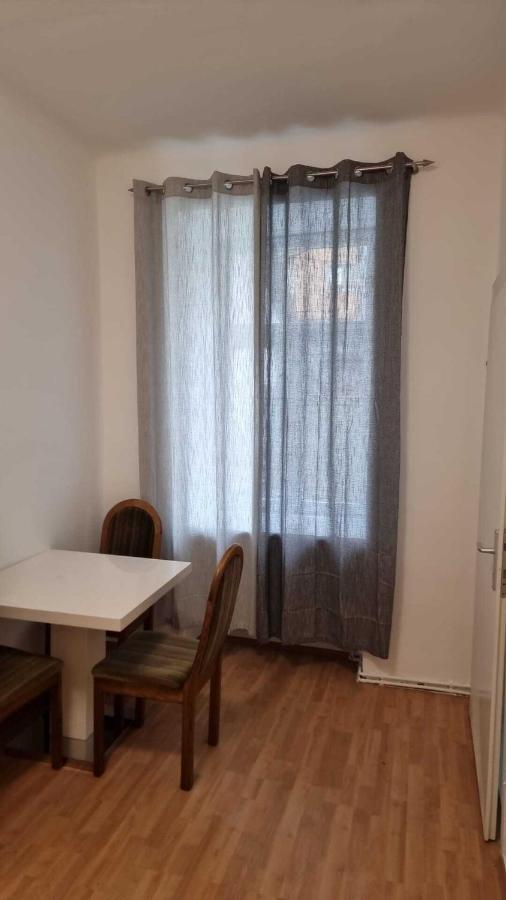 Premier Double Room Mz Wina Bagian luar foto