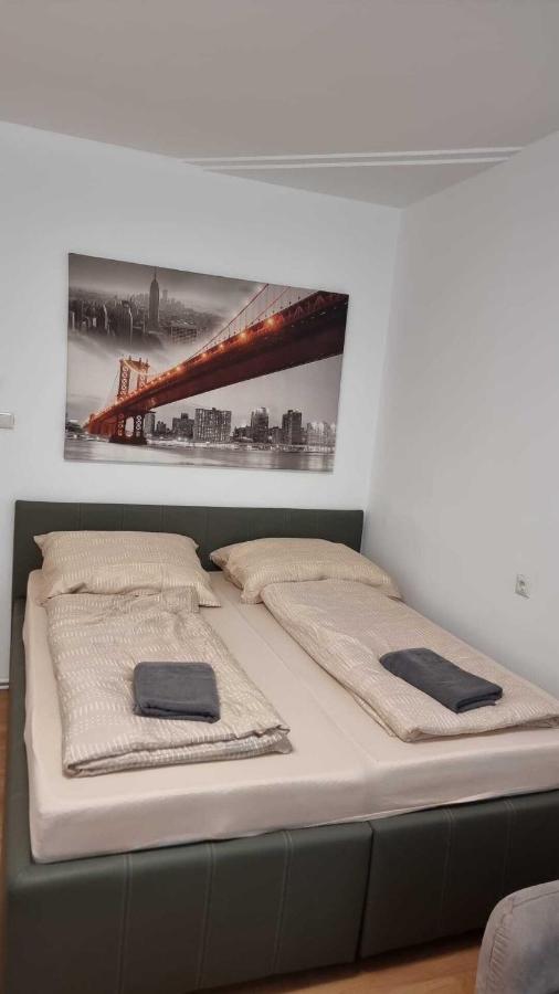Premier Double Room Mz Wina Bagian luar foto